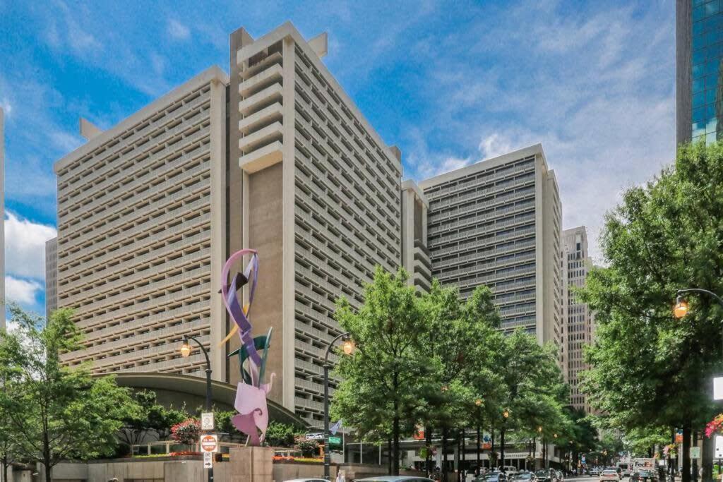 Center Downtown! King Bed! Private Balcony! Pt8I Villa Atlanta Exterior photo